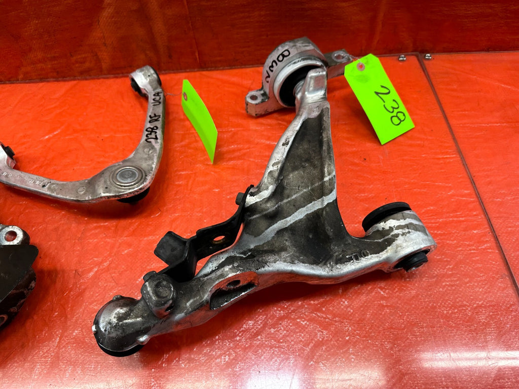 09 13 INFINITI G37 4D   RWD   RIGHT FRONT SPINDLE W/ UPPER & LOWER CONTROL ARMS10
