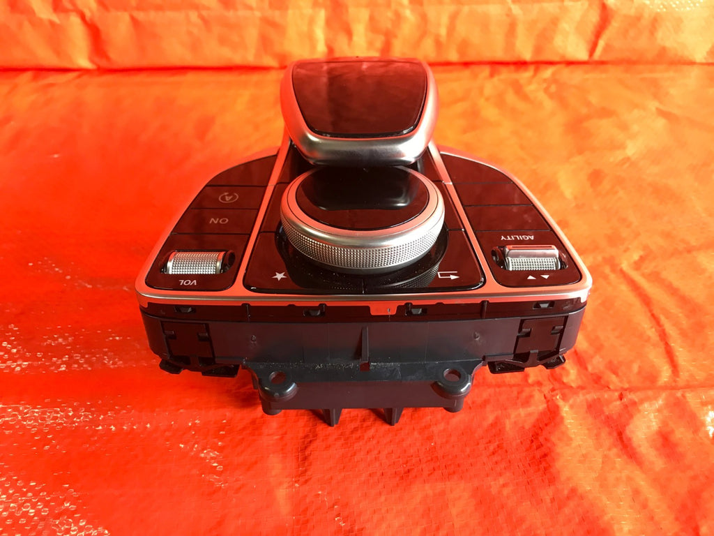 OEM 2015 15 MERCEDES BENZ C300 DASH MEDIA MENU VOLUME INFO CONTROLLER MOUSE4