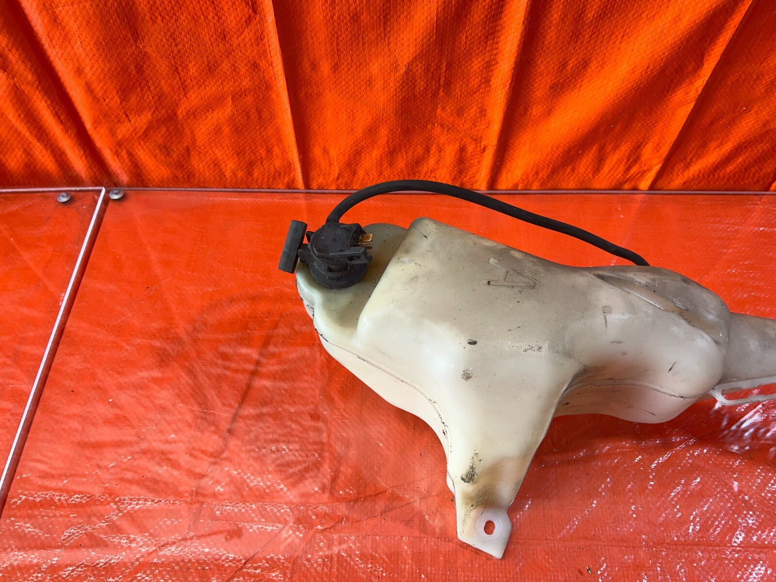 06 11 HONDA CIVIC SI COUPE WINDSHIELD WIPER RESERVOIR TANK W/ MOTOR OEM OE #776