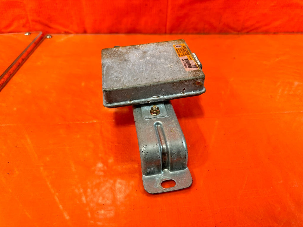 94 01 ACURA INTEGRA   GSR    CRUISE CONTROL COMPUTER MODULE BRAIN   OEM 2746