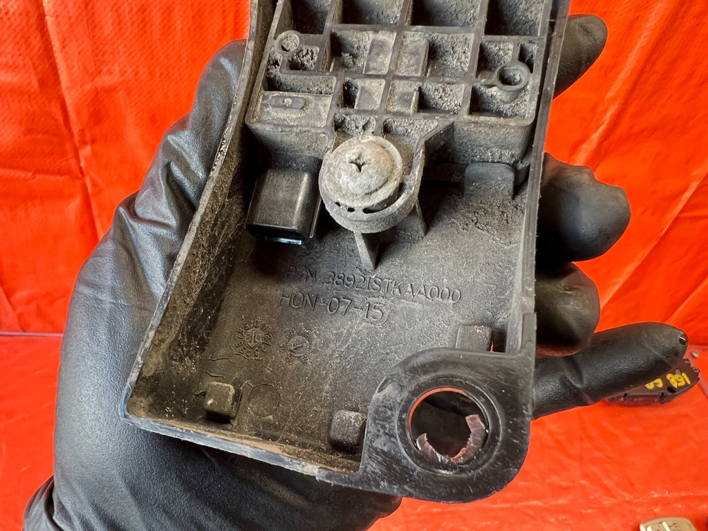 09 10 ACURA TSX   TIRE PRESSURE SENSOR RECEIVER MODULE   39360 TL2 A11 OEM 158 15