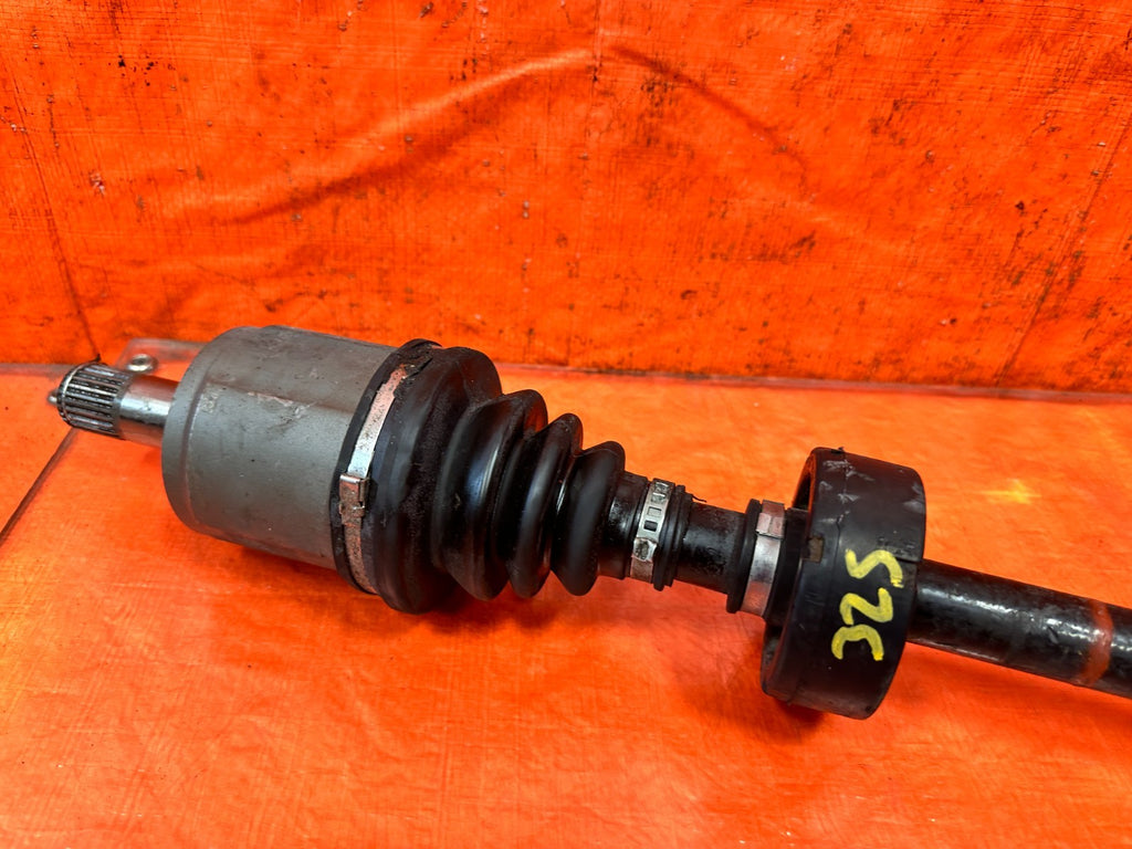 90 91 HONDA CIVIC HATCHBACK   AXLE / CV JOINT   PASSENGER RIGHT SIDE OEM 3255