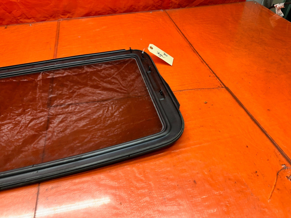 94-01 ACURA INTEGRA POWER SUNROOF MOONROOF GLASS PANEL OEM #34015