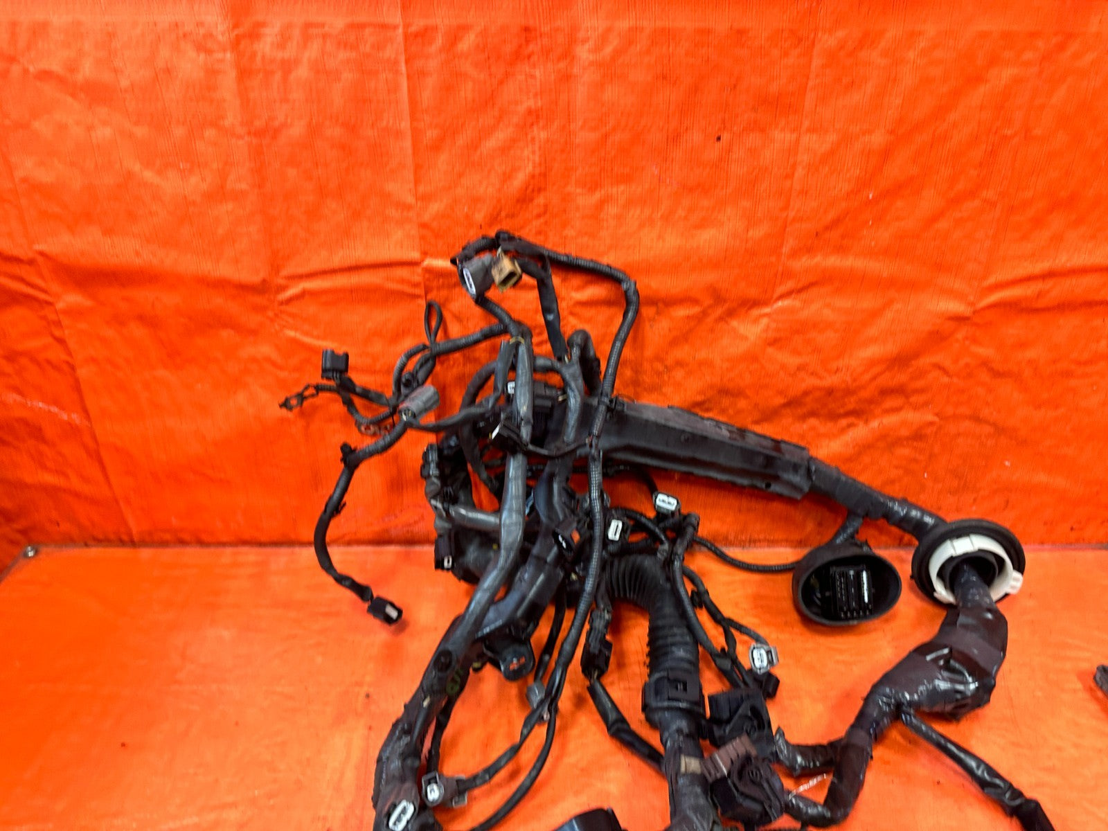 14 15 INFINITI Q60 CONVERTIBLE 3.7L VQ37 OEM MAIN ENGINE WIRE HARNESS A/T #32916