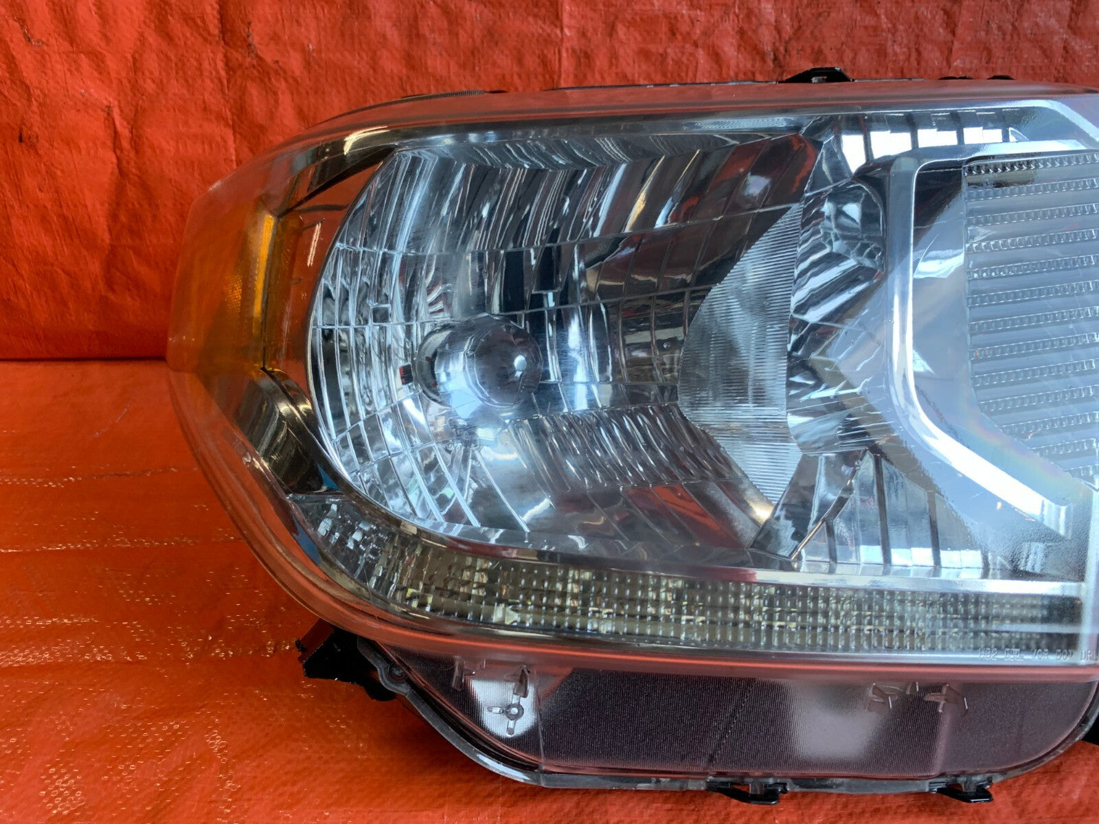 OEM 2014 2015 2016 2017 TOYOTA TUNDRA   PASSENGER RIGHT HEADLIGHT HEADLAMP W LED5