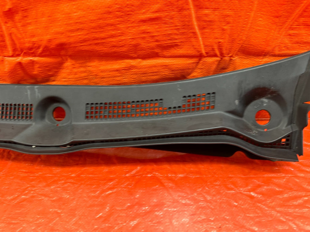 02 05 HONDA CIVIC SI EP3 HATCH   WIPER COWL TRIM   DRIVER LEFT SIDE OEM #2136
