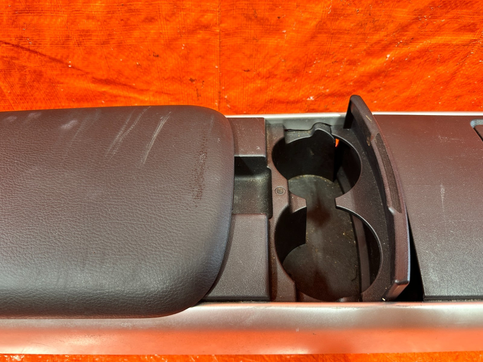 09 11 MAZDA RX8 RX 8   ARM REST / CENTER CONSOLE STORAGE COMPARTMENT   OEM 3035