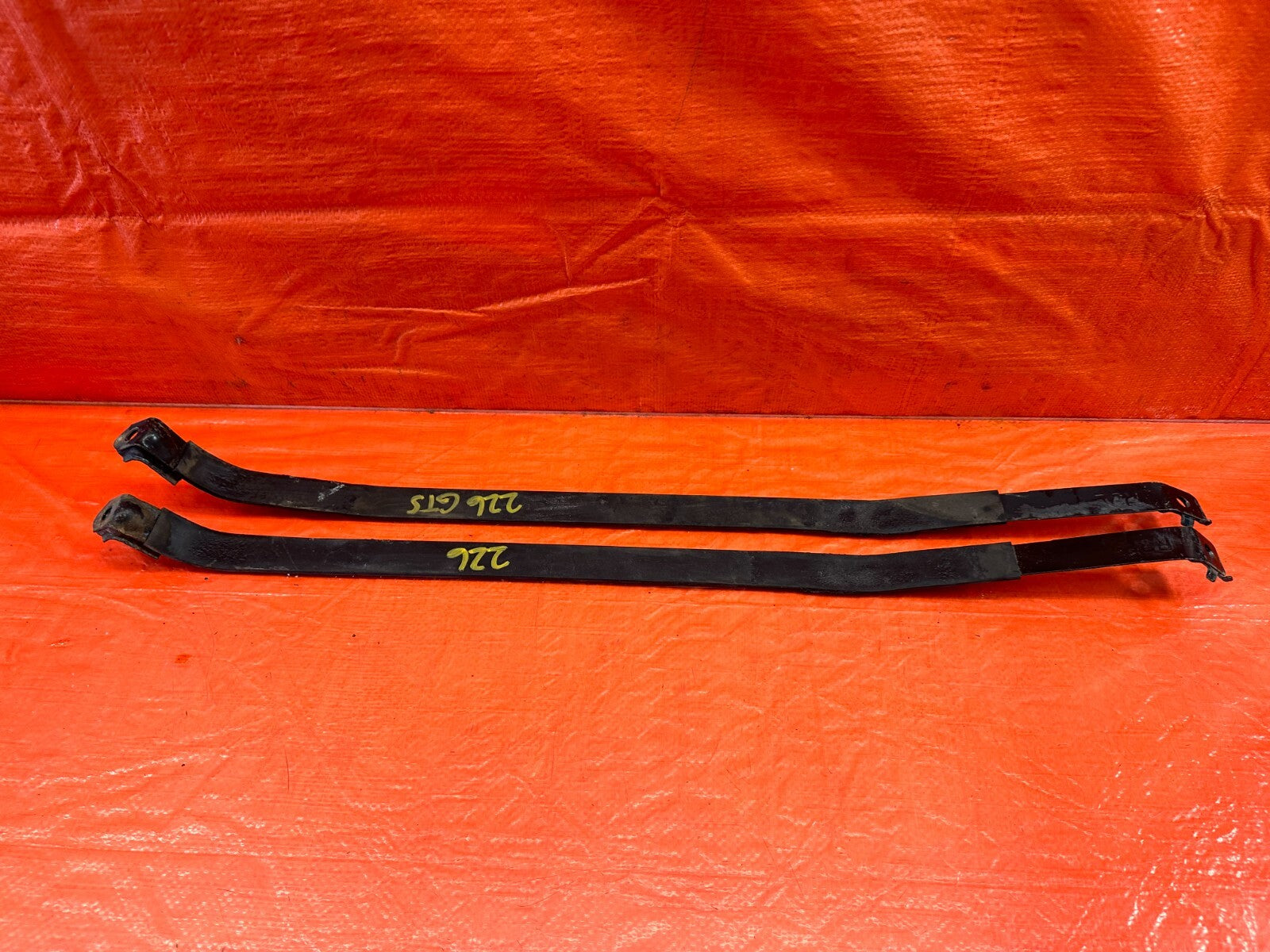 94 01 ACURA INTEGRA   GASOLINE GAS FUEL TANK STRAP SET STRAPS SUPPORTS   OEM 2265