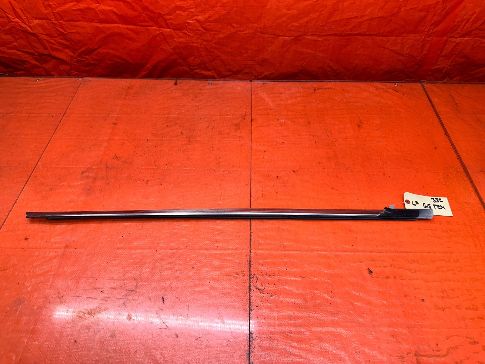 92 96 HONDA PRELUDE LEFT DRIVER DOOR GLASS TRIM OEM #3320