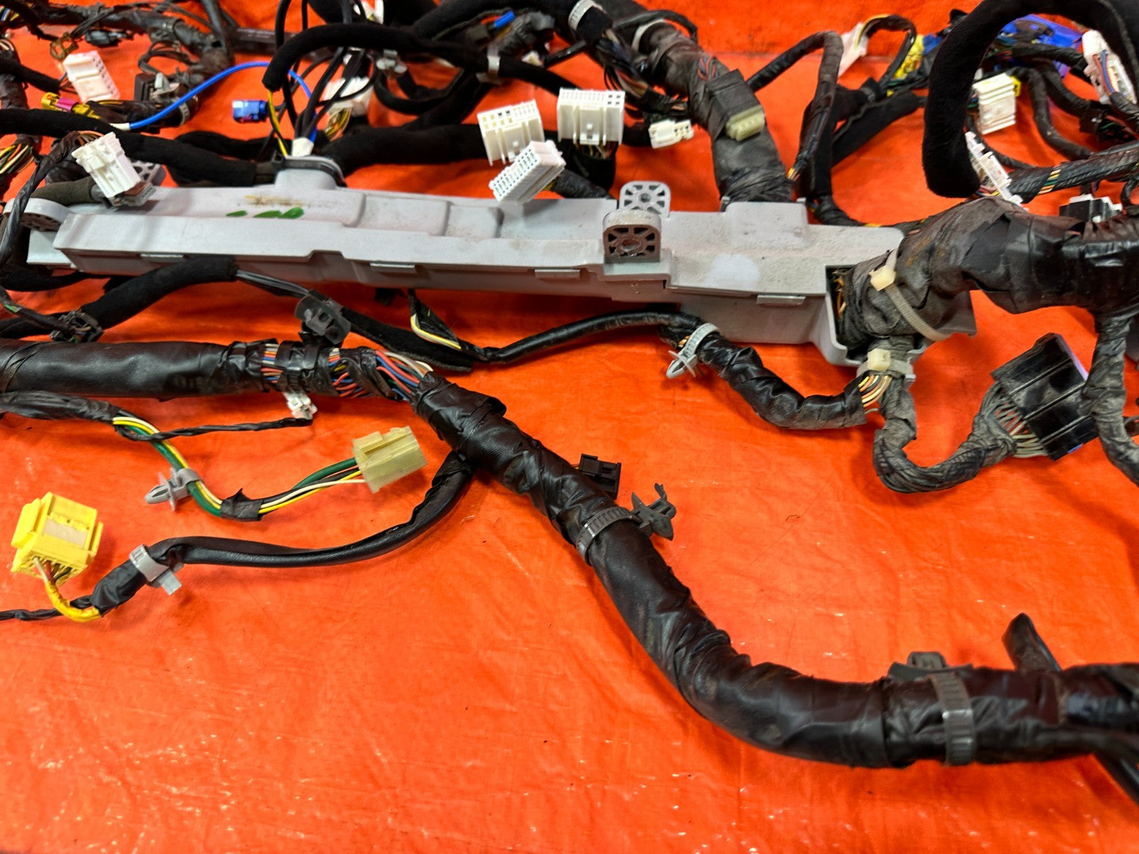 2013 13  HYUNDAI GENESIS COUPE   DASH BOARD & CLUSTER WIRING HARNESS WIRE LOOM7