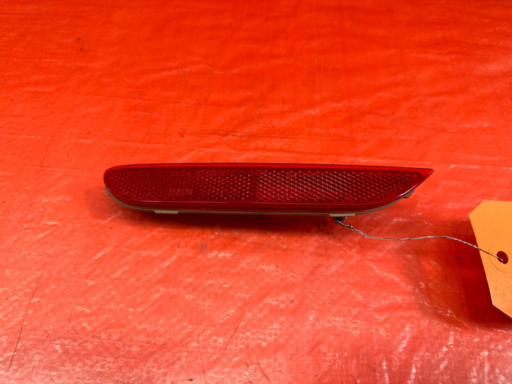 14 17 INFINITI Q50   SPORT   DRIVER LEFT REAR   BUMPER REFLECTOR   OEM #2154