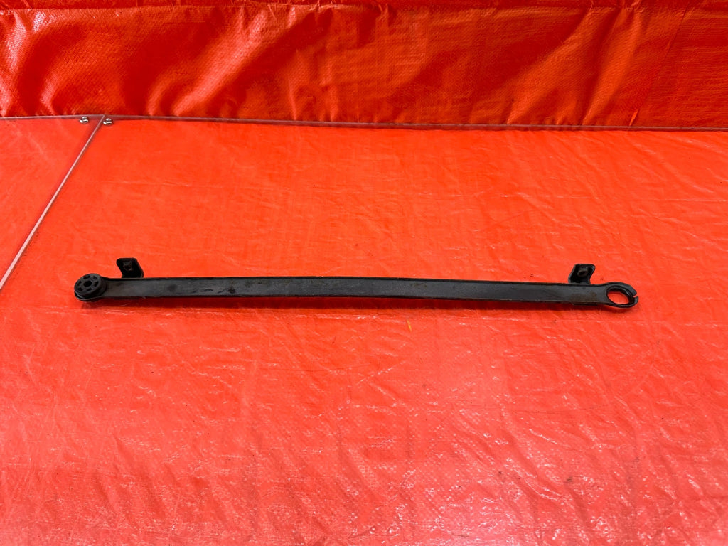 95 98 HONDA ODYSSEY   HVAC AC CONDENSER MOUNTING BRACKET   OEM FACTORY #1934