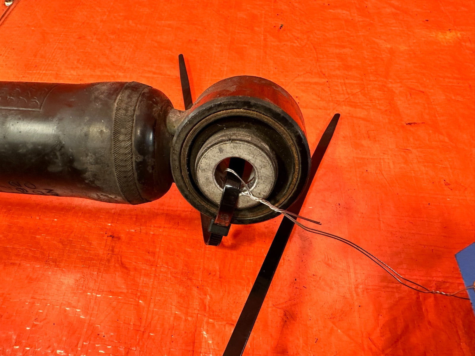 09 13 INFINITI G37 COUPE RWD ONLY FRONT SHOCKS & SPRINGS LEFT AND RIGHT OEM #3203