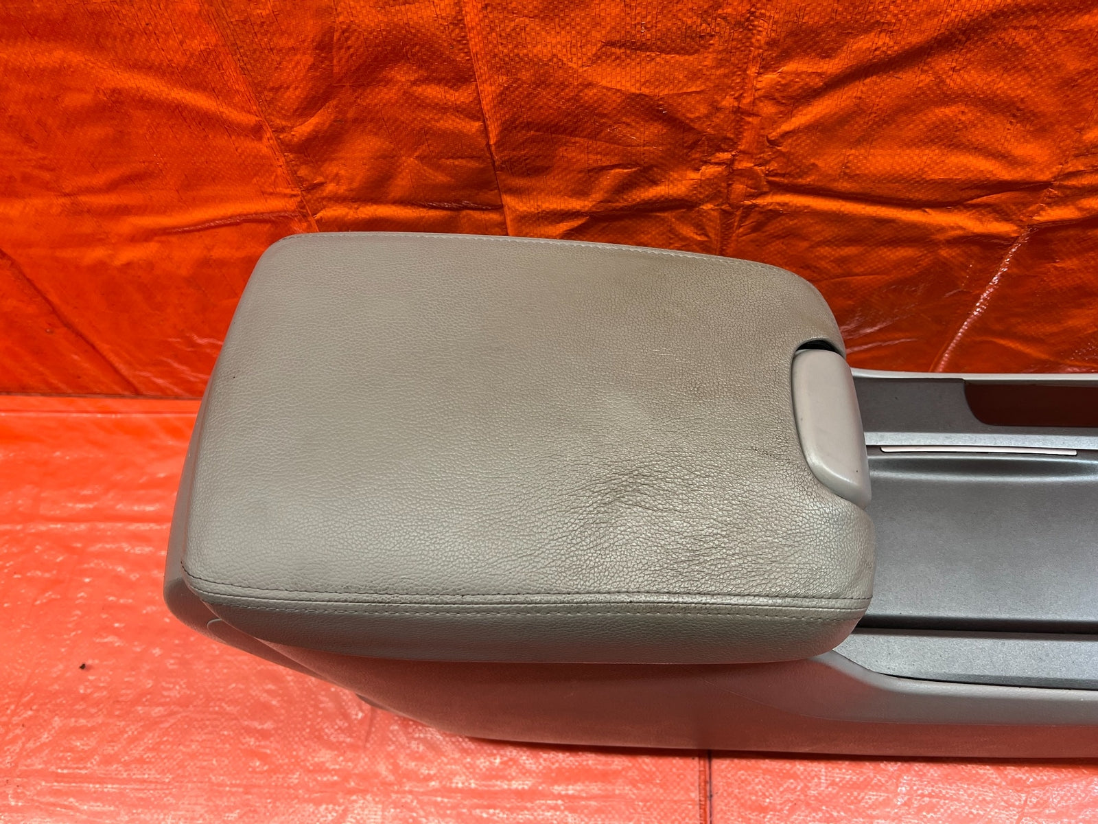 08 12 HONDA ACCORD EX L   ARM REST / CENTER CONSOLE STORAGE COMPARTMENT OEM #17411