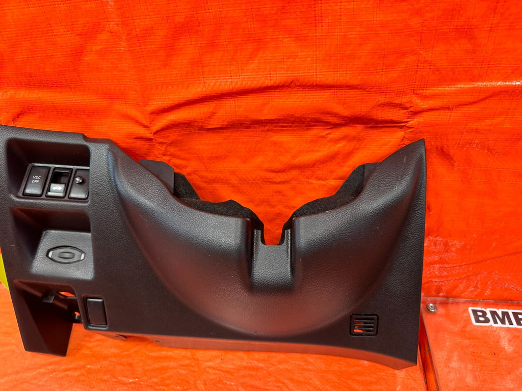 08 15 INFINITI G37 Q60 COUPE   KNEE TRIM UNDER STEERING COLUMN LOWER COVER   2453