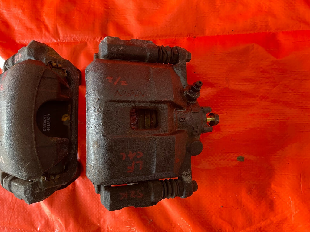 00 09 HONDA S2000   FRONT BRAKE CALIPER SET   CALIPERS LEFT RIGHT   OEM GENUINE 1