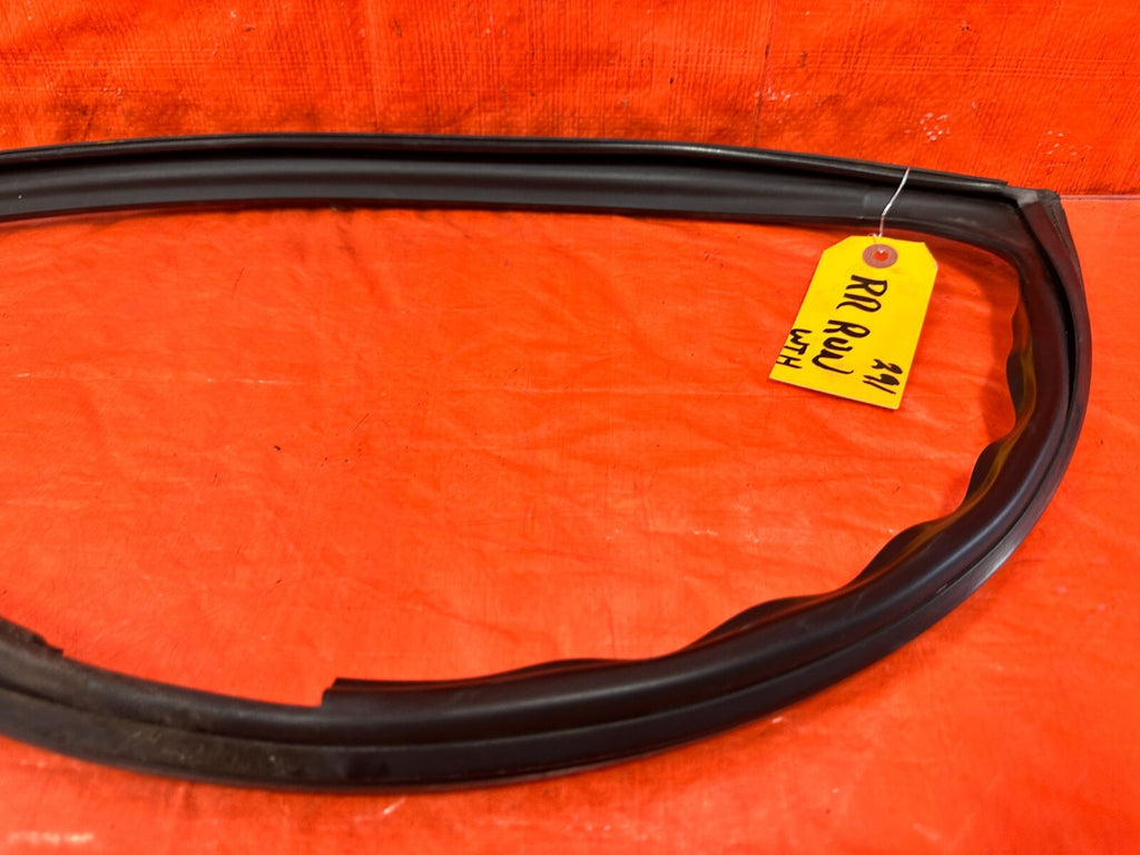 04 08 ACURA TSX PASSENGER RIGHT REAR DOOR WEATHER STRIP TRIM SEAL GASKET OEM 2912
