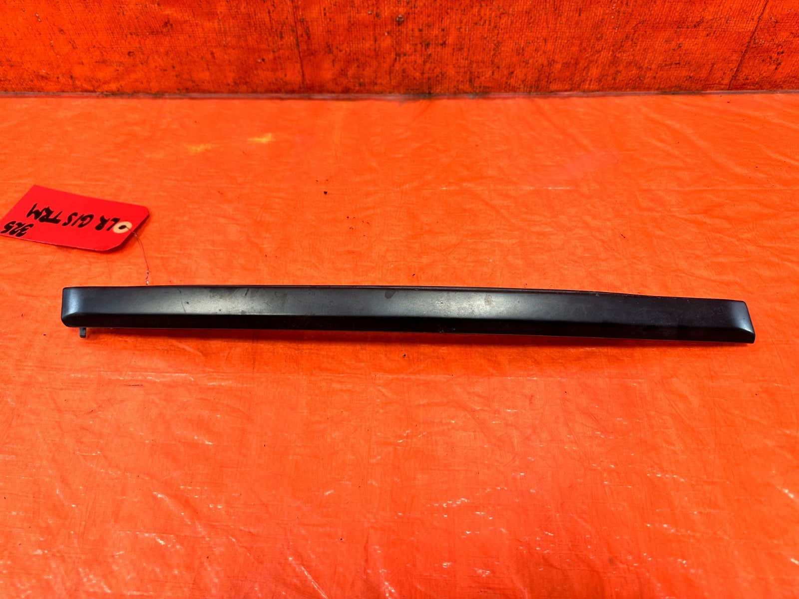 90 91 HONDA CIVIC HATCHBACK   LEFT CENTER PILLAR TRIM    73840 SH0 A10   OEM 3251