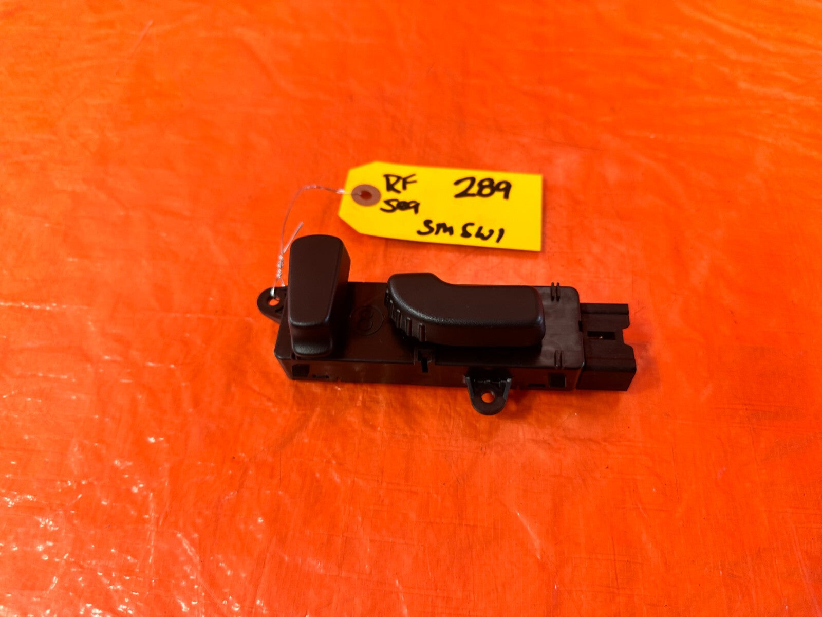 17 20 INFINITI Q60   PASSENHER RIGHT FRONT   SEAT CONTROL SWITCH   OEM #2891