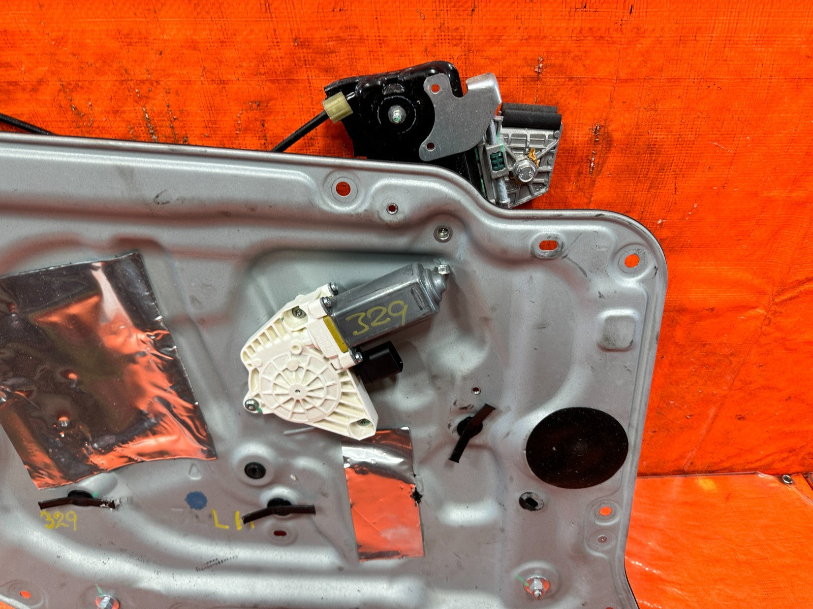 08 15 INFINITI G37 COUPE & DRIVER LEFT   WINDOW REGULATOR W/ MOTOR OEM 3292