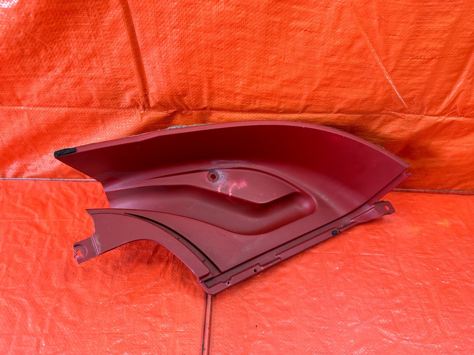 00 09 HONDA S2000   PASSENGER RIGHT SOFT TOP TRAY TRIM PLASTIC OEM FACTORY RED0