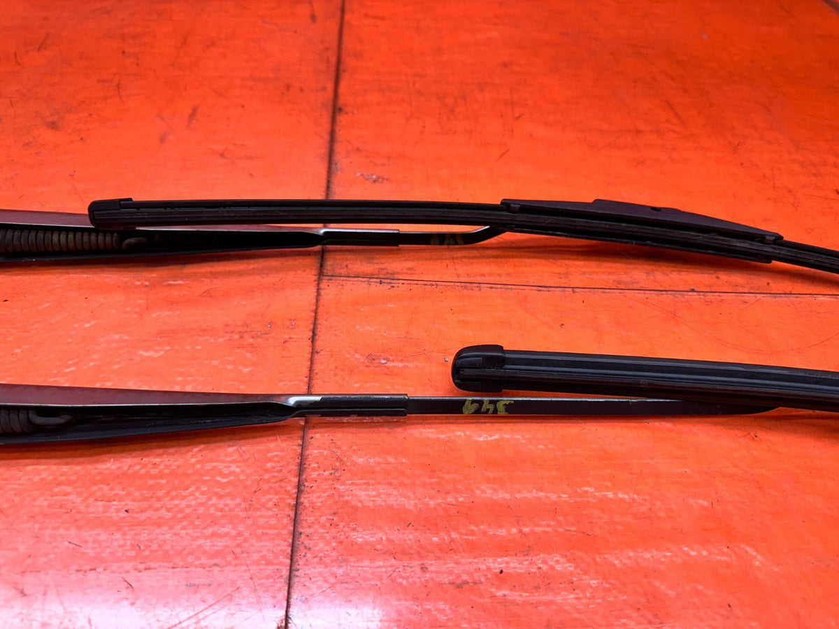 94-01 ACURA INTEGRA FRONT WINDSHIELD WIPER ARMS PAIR DRIVER PASSENGER OEM #3499