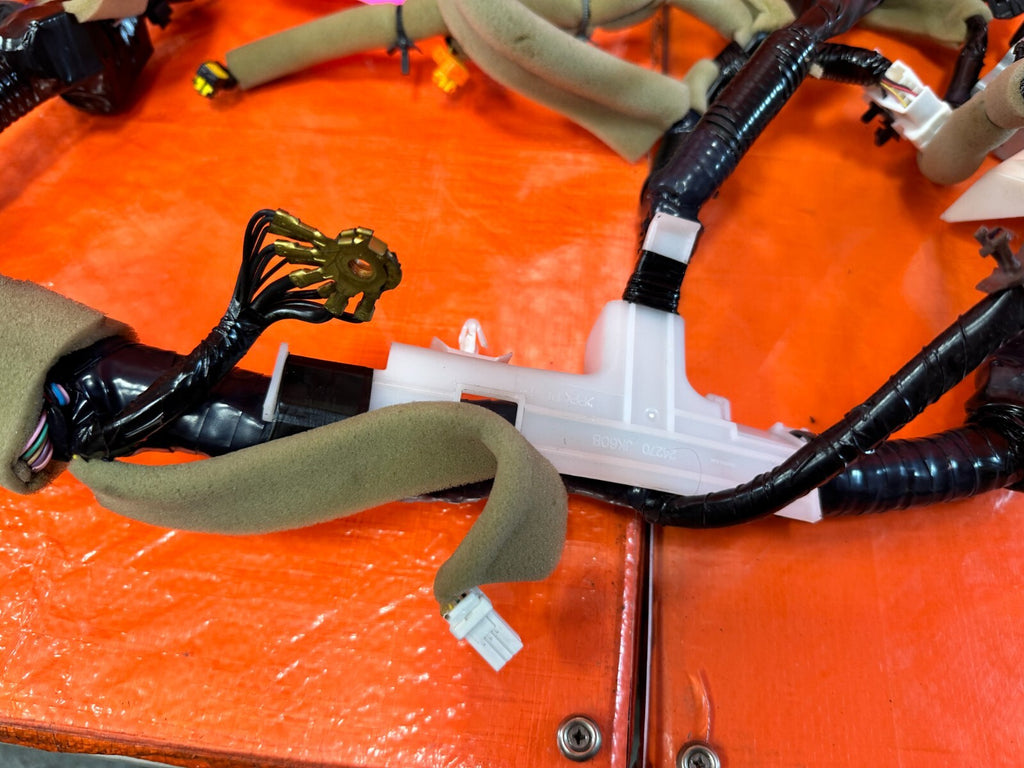 2013 13 INFINITI G37 S CONVERTIBLE   INTERIOR FIREWALL CABIN WIRING WIRE HARNESS8