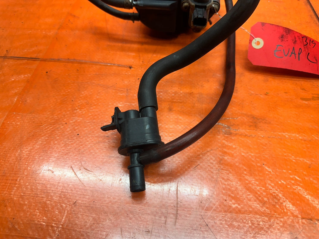 98-00 HONDA CIVIC DX HATCHBACK FUEL VAPOR CHARCOAL EVAP TANK CANISTER - OEM5