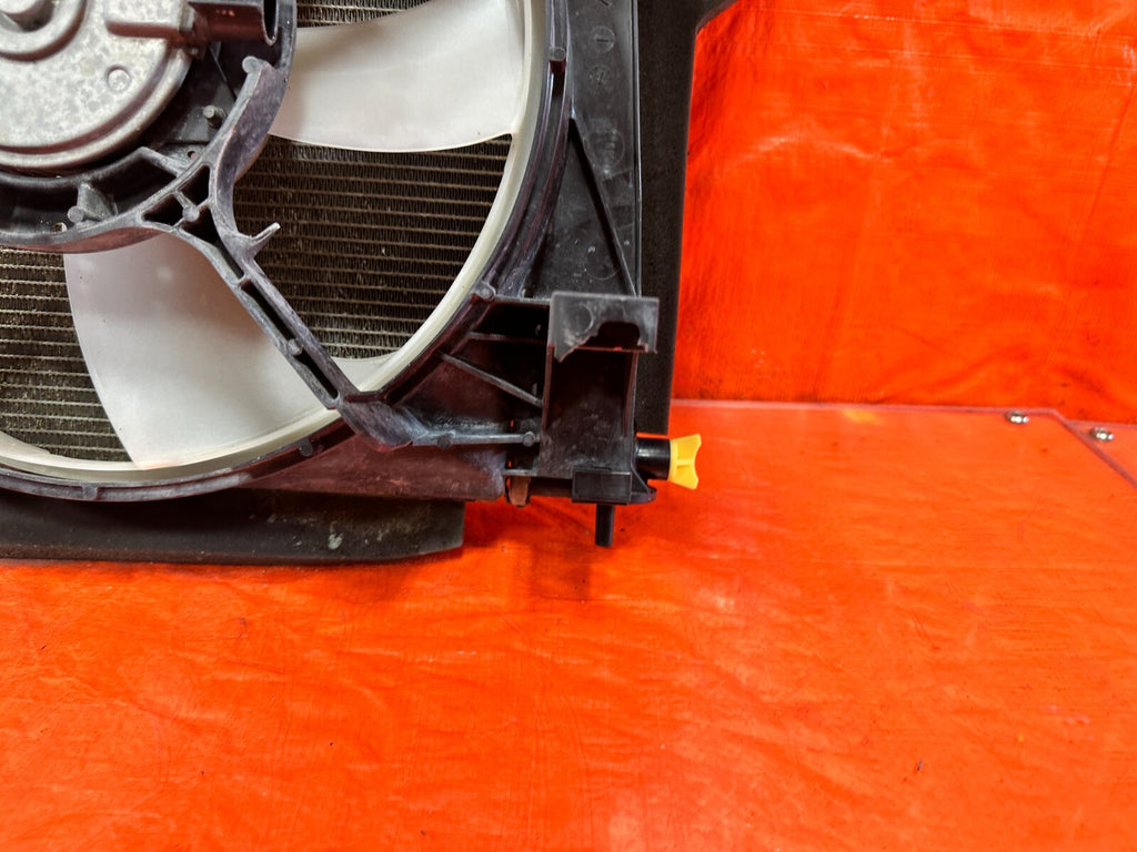 13 16 SCION FRS MANUAL TRANSMISSION ONLY   RADIATOR W/ FANS   OEM #2934