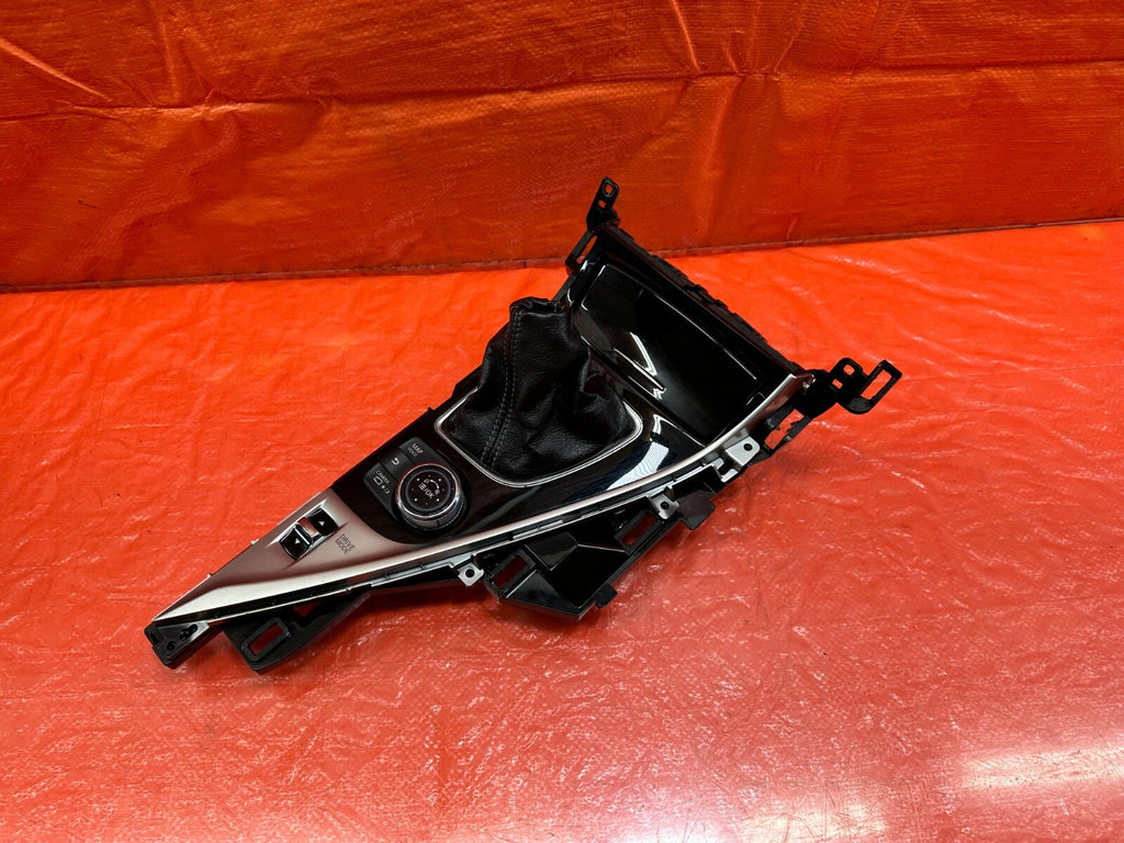 14 22 INFINITI Q50   CENTER / SHIFTER CONSOLE W/ CONTROLS   W/O NAVI   OEM #2158
