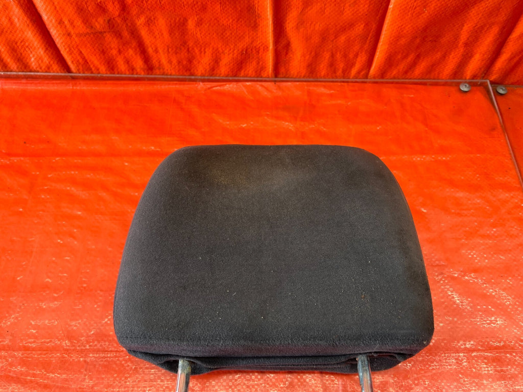90 91 HONDA CRX   FRONT SEAT HEAD REST   LEFT OR RIGHT   OEM FACTORY #157 17