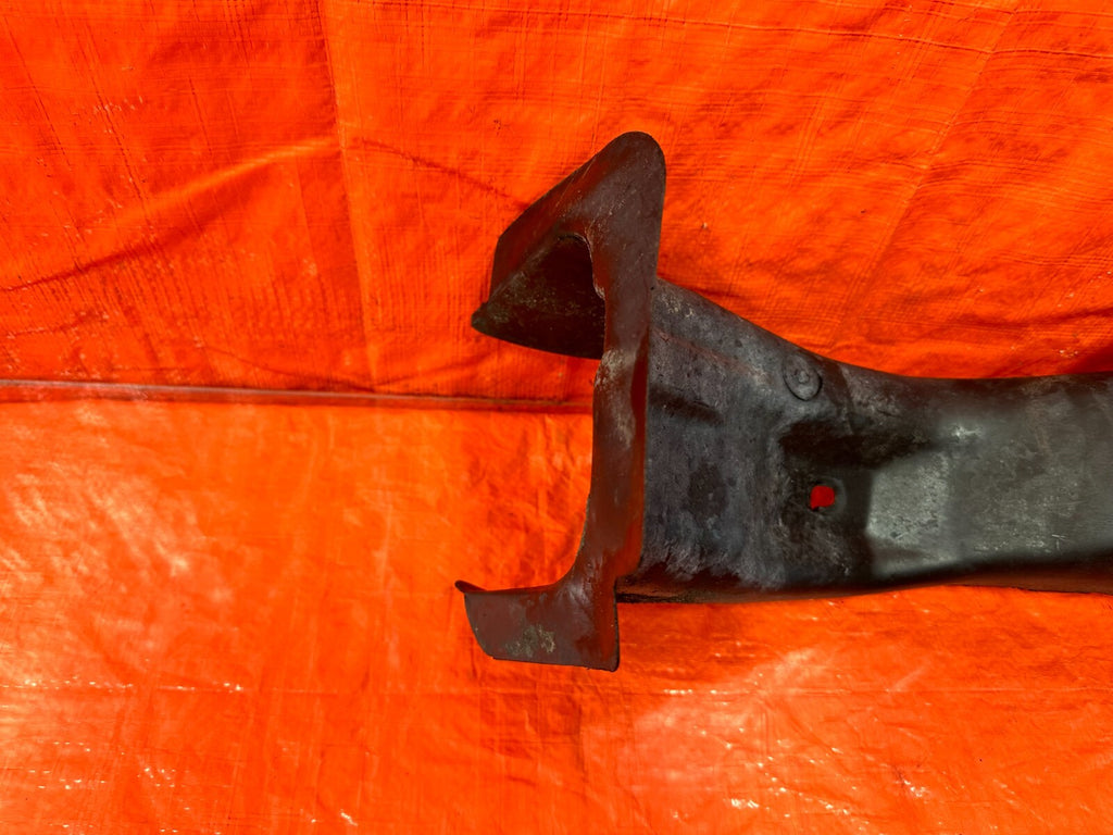 94 01 ACURA INTEGRA   FUEL TANK FUEL NECK COVER PLASTIC SHIELD   OEM #2819