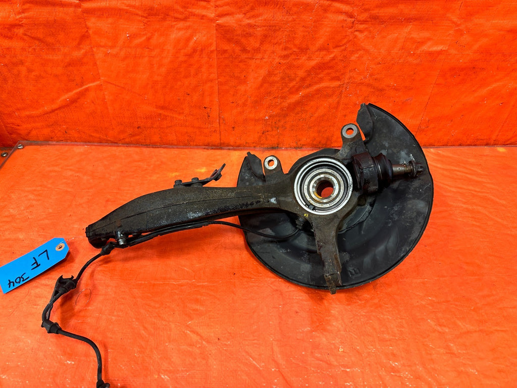 04 08 ACURA TSX   DRIVER LEFT FRONT SPINDLE KNUCKLE HUB   OEM FACTORY #3049