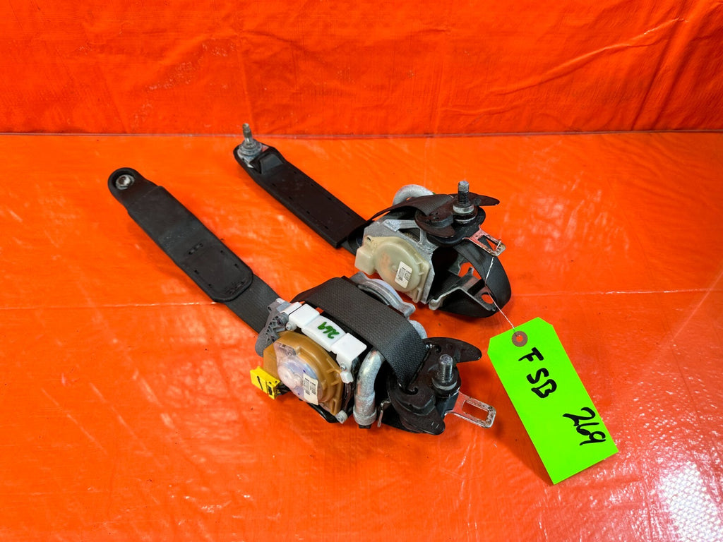 13 15 HONDA CIVIC SI 2D COUPE   LEFT & RIGHT FRONT SEAT BELTS OEM FACTORY #26910