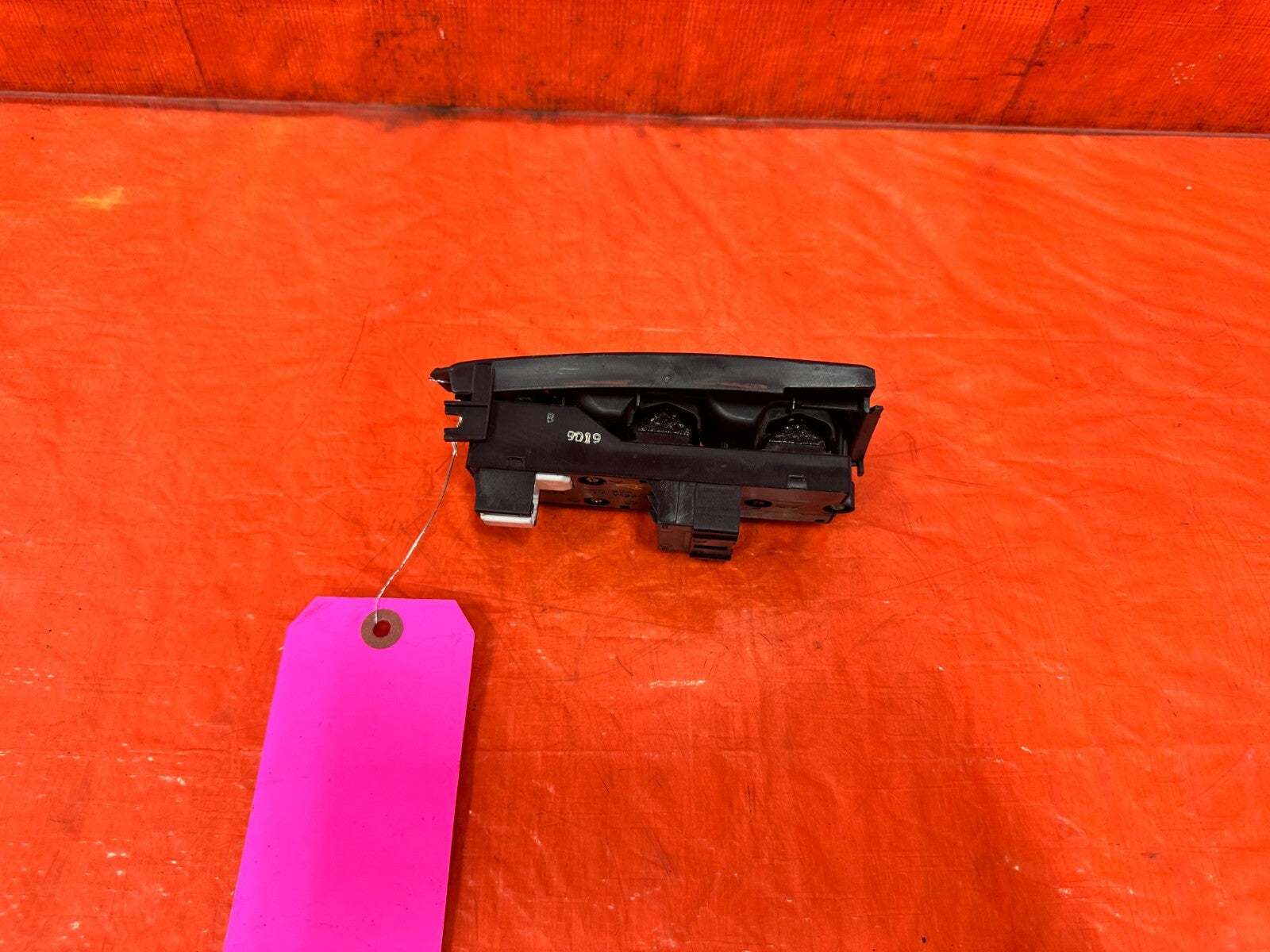 96 00 HONDA CIVIC 4 DOOR SEDAN EX LX DRIVER LEFT MASTER WINDOW SWITCH OEM 297 14