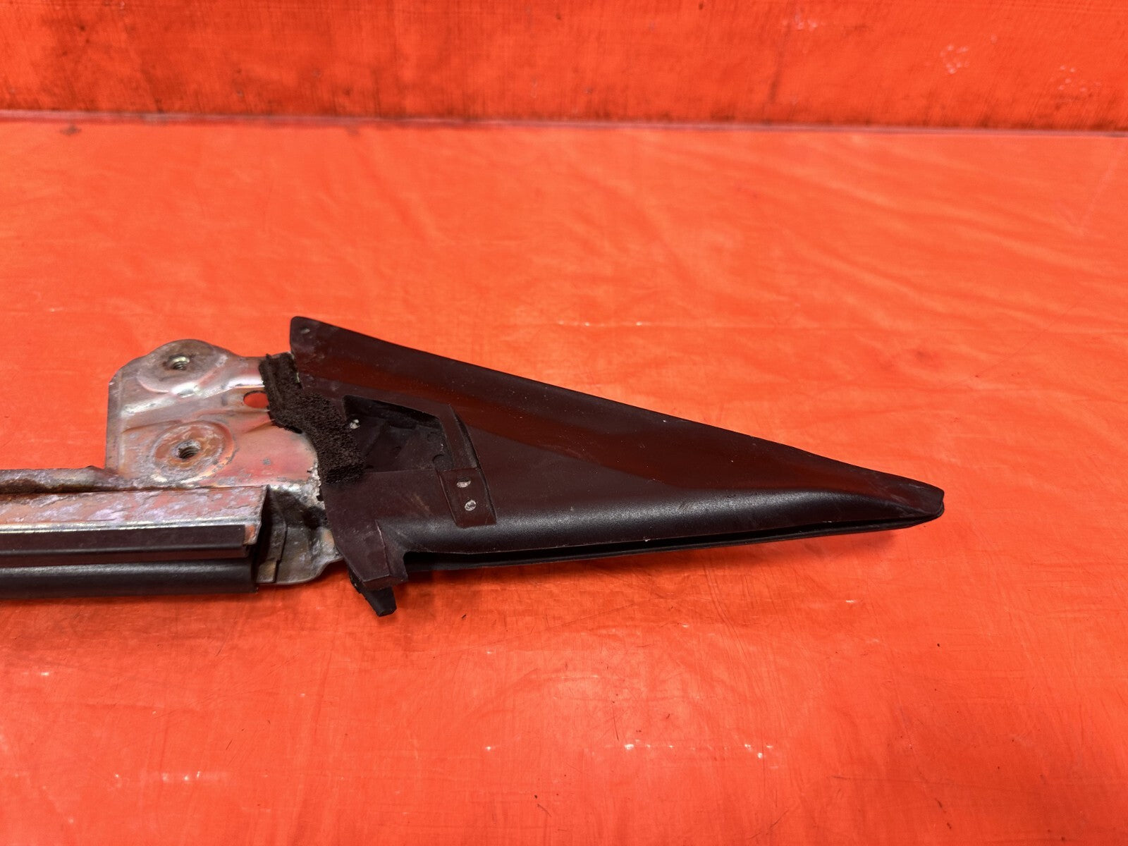 00 09 HONDA S2000   PASSENGER RIGHT WINDOW GLASS SASH   OEM FACTORY #2907
