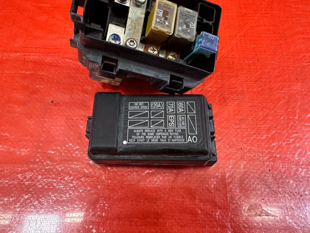 04 05 HONDA S2000   ELECTRICAL POWER STEERING SYSTEM EPS FUSE BOX   OEM #1977