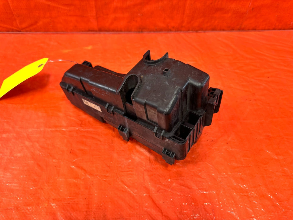 06 08 ACURA TSX   EXTERIOR ENGINE BAY UNDER HOOD   FUSE BOX PANEL   OEM 2755