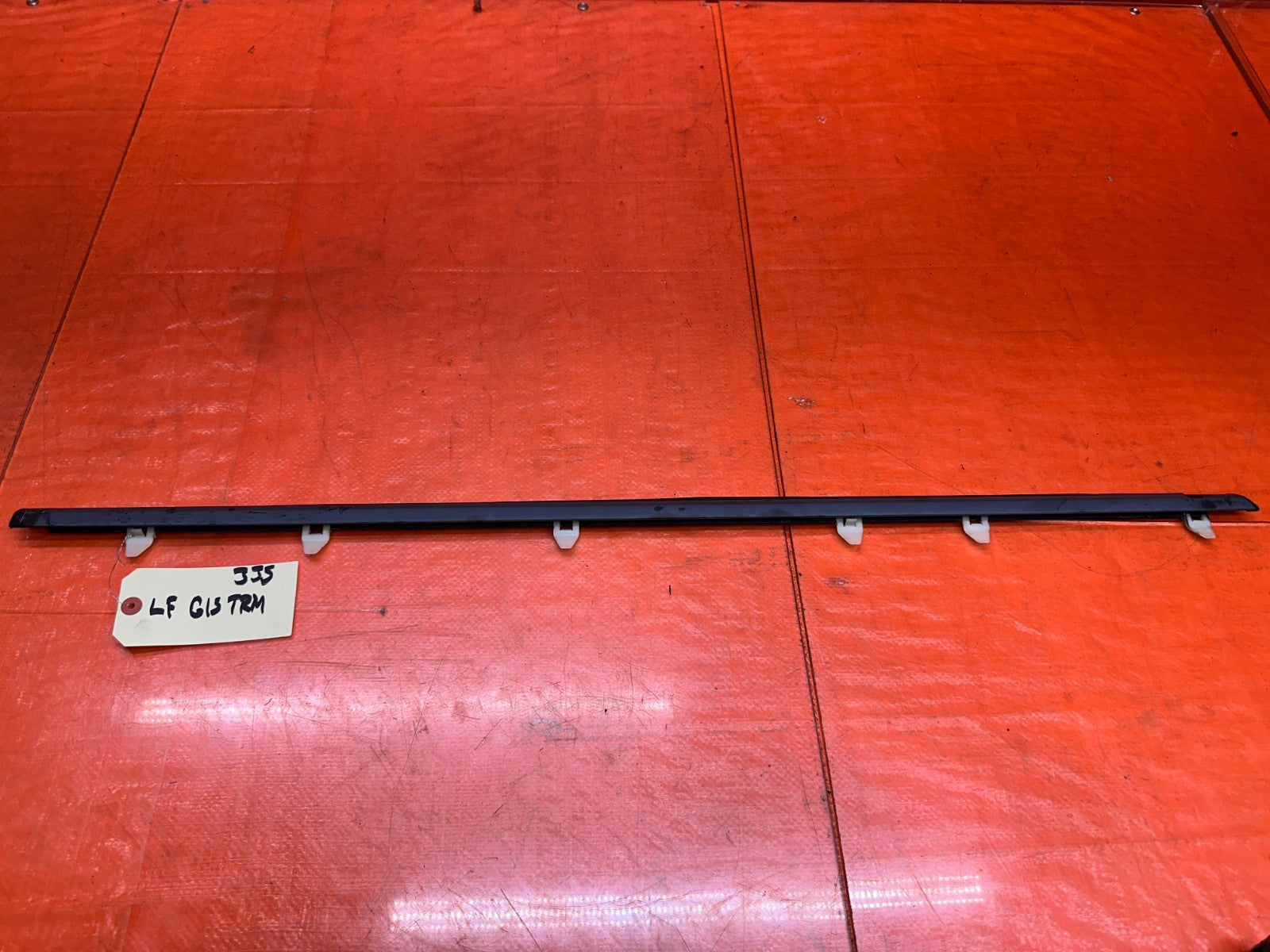 97 01 HONDA PRELUDE 2.2L DRIVER LEFT FRONT DOOR WINDOW GLASS TRIM MOLDING OEM #30