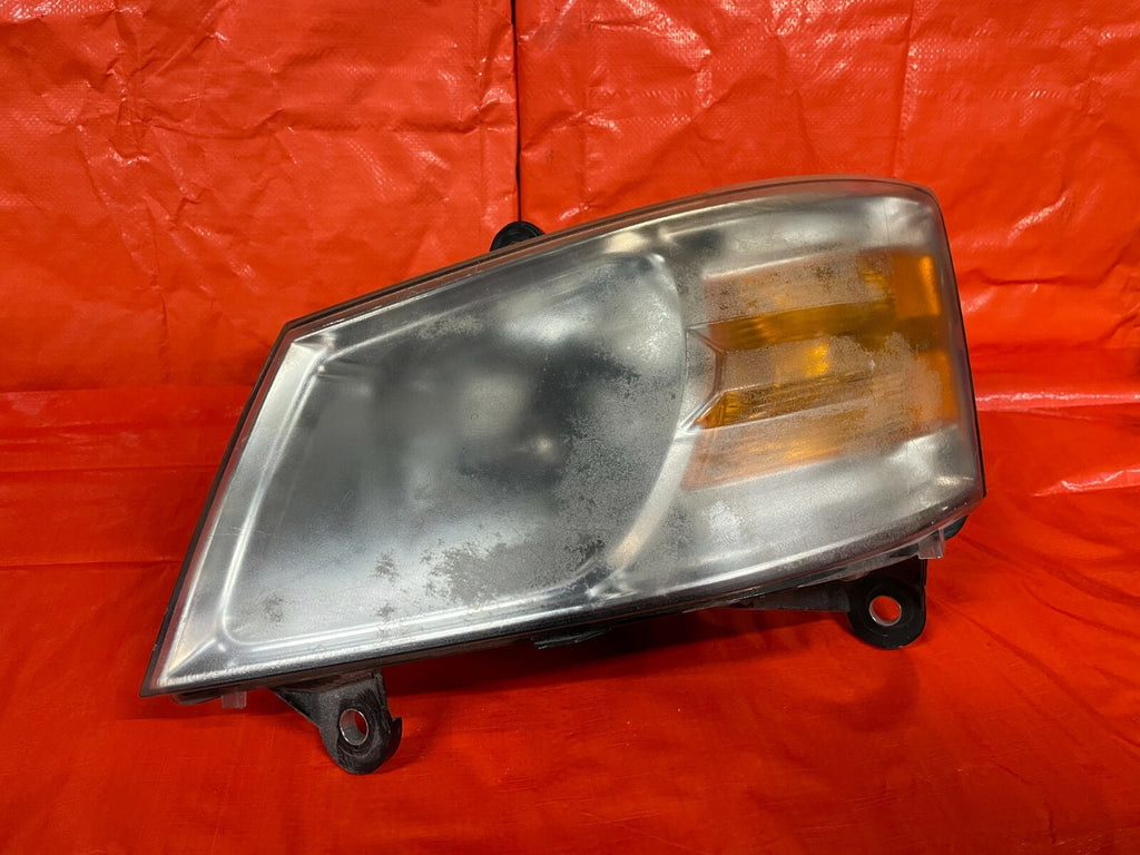 08 10 DODGE GRAND CARAVAN   SE & SXT   DRIVER LEFT HEADLIGHT HEADLAMP OEM OE0