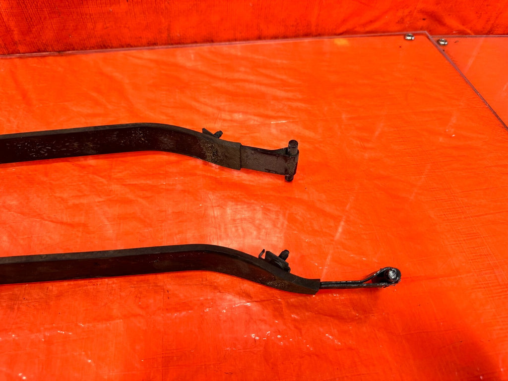 08 15 INFINITI G37 COUPE GAS GASOLINE FUEL TANK MOUNTING STRAPS BAND SET OEM 2787