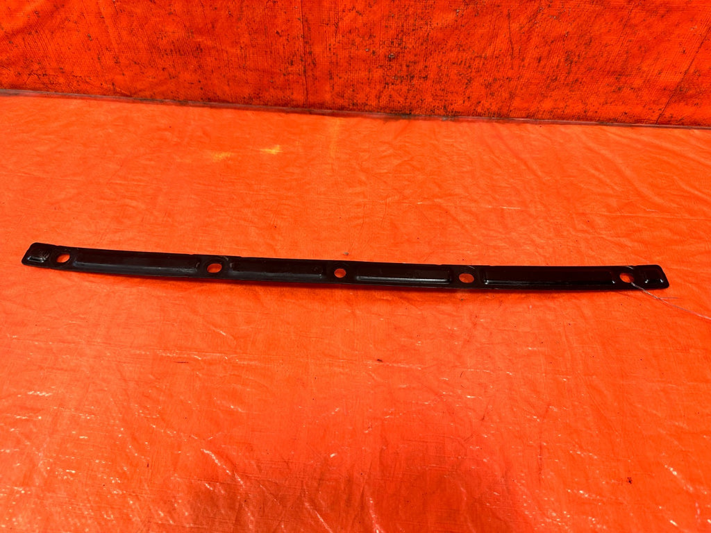 92 95 HONDA CIVIC   FRONT BUMPER UPPER STIFFENER GASKET   OEM FACTORY OE 3278