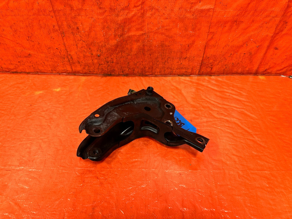 97 01 HONDA PRELUDE   H22 MANUAL REAR TRANSMISSION BRACKET   OEM FACTORY #3237