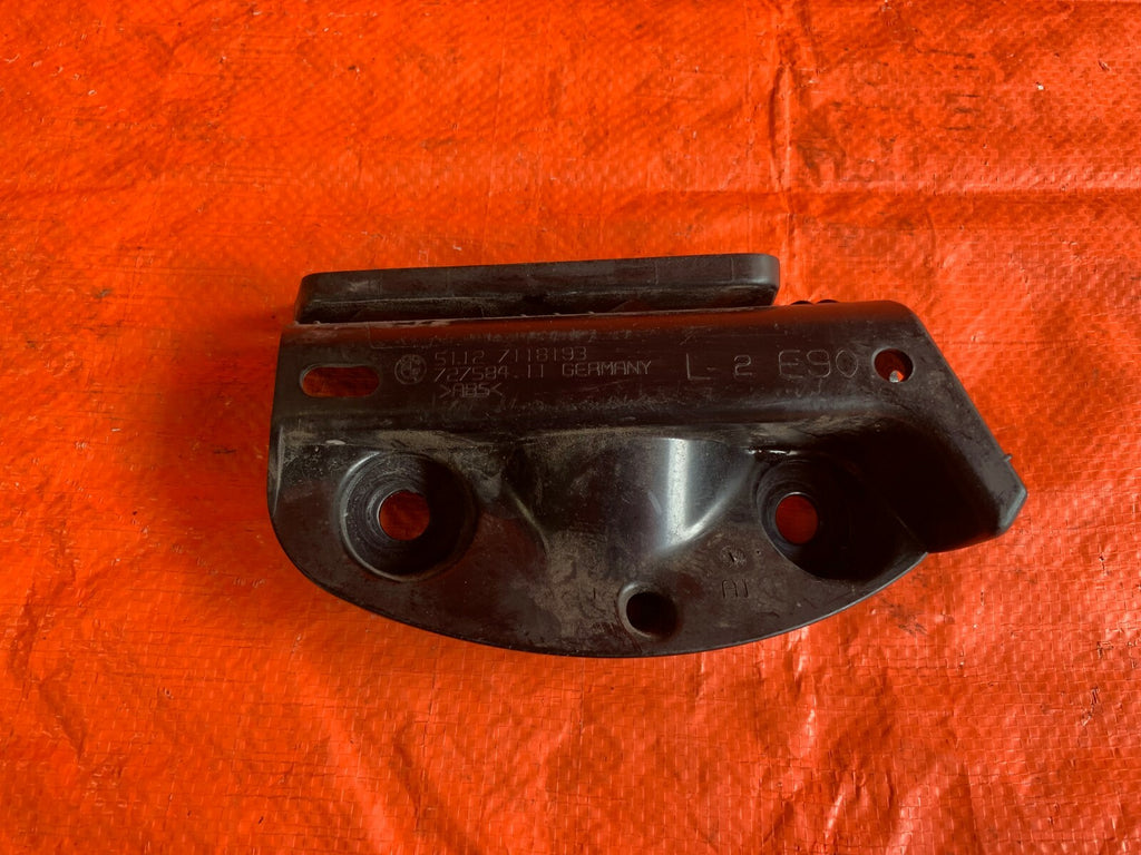 OEM 2007 BMW 335Xi 335i AWD SEDAN 4 DOOR DRIVER LEFT REAR BUMPER BRACKET SUPPORT0
