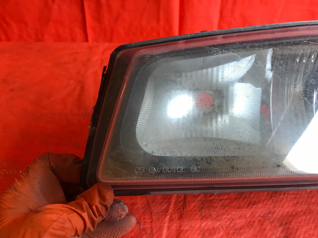 OEM 2006 06 CHEVROLET AVALANCHE DRIVER LEFT HEADLIGHT HEADLAMP L LH 165309374