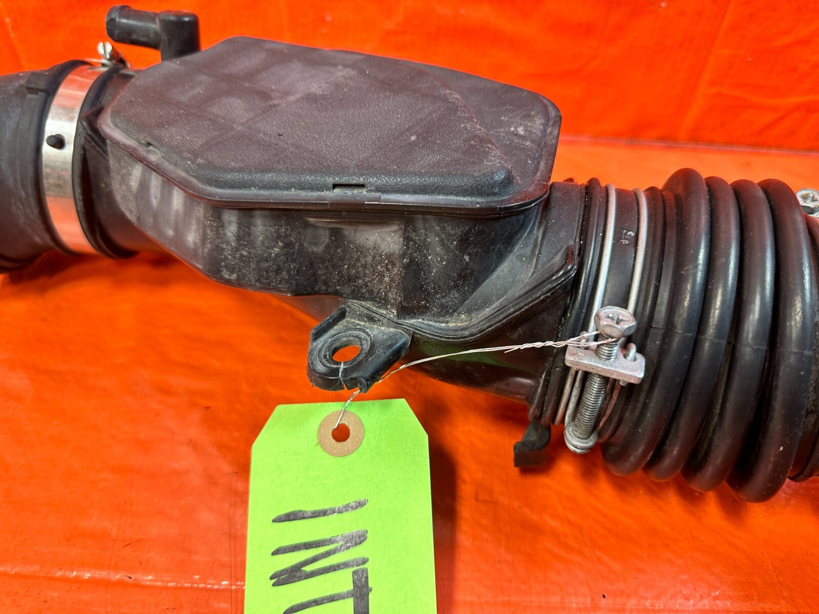 03 07 INFINITI G35 COUPE   VQ35DE AIR INTAKE ARM W/ MAF SENSOR   OEM #2982