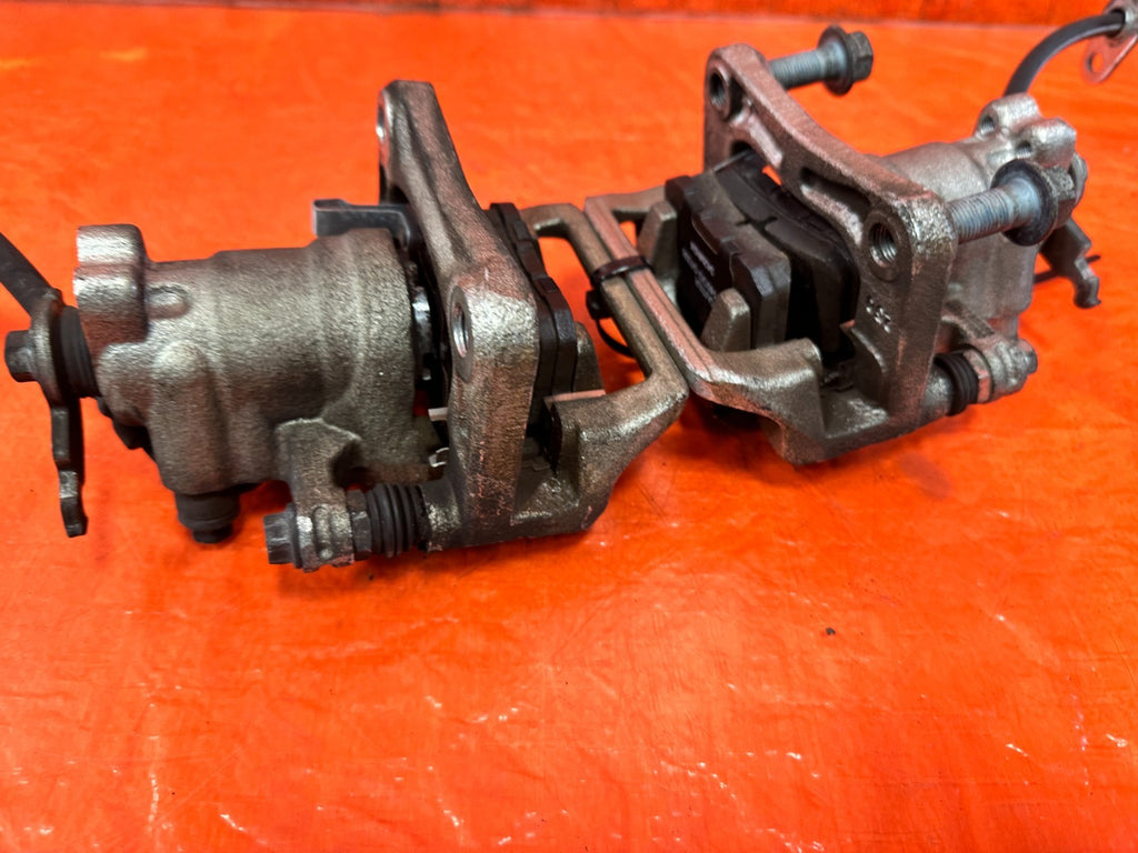 09 14 ACURA TSX   REAR BRAKE CALIPERS   LEFT RIGHT CALIPER SET   OEM FACTORY 32113