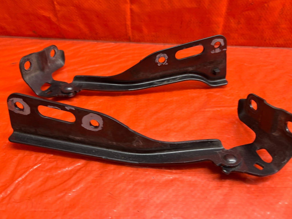 08 12 HONDA ACCORD   HOOD HINGE SET   LEFT AND RIGHT HINGES   OEM #1747