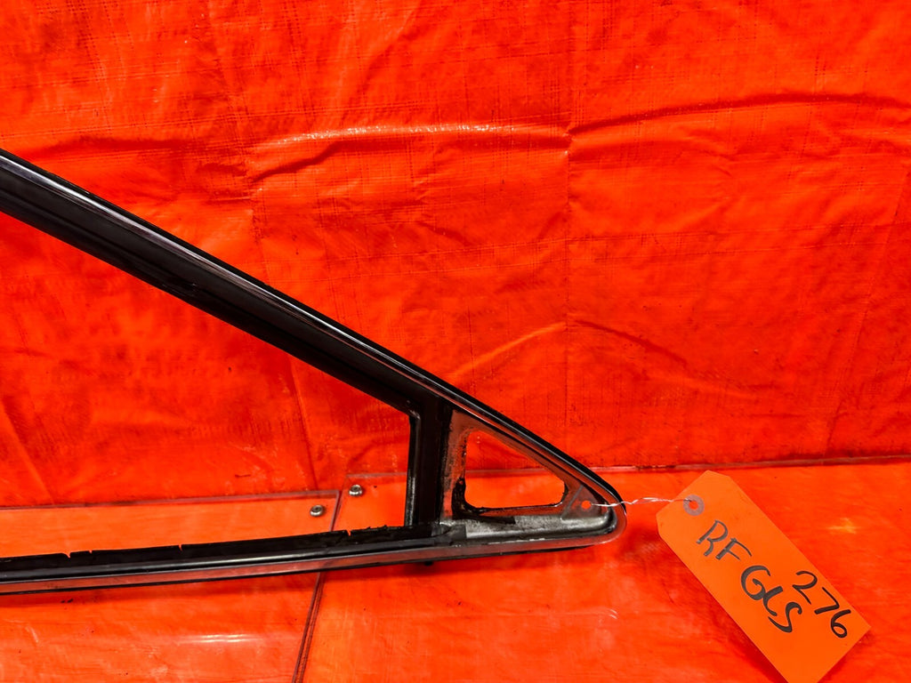 92 00 LEXUS SC300   PASSENGER RIGHT EXTERIOR WINDOW GLASS TRIM   OEM #2765