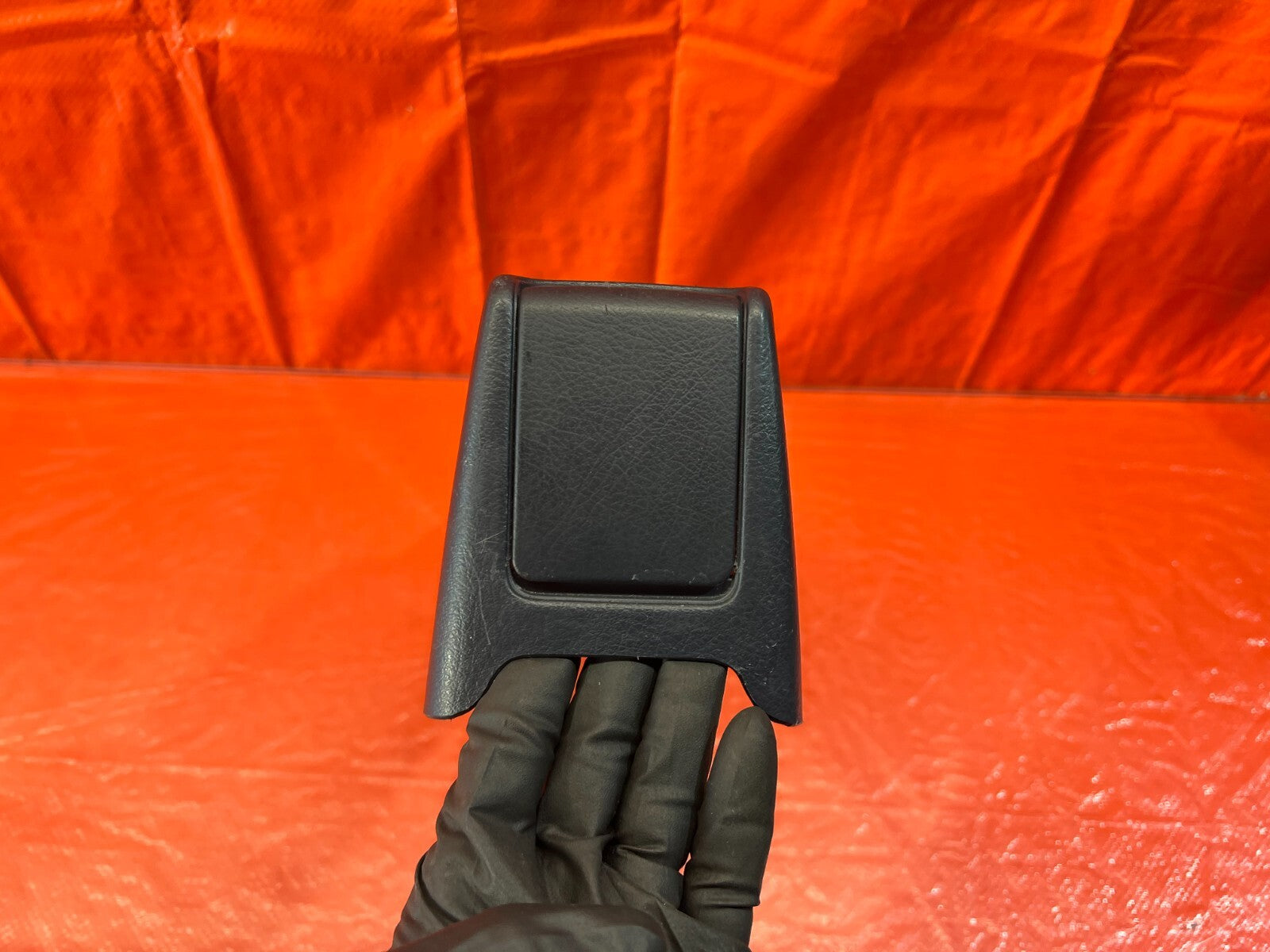 90 93 ACURA INTEGRA   ARM REST / CENTER CONSOLE STORAGE DELETE   BLUE   OEM #1547